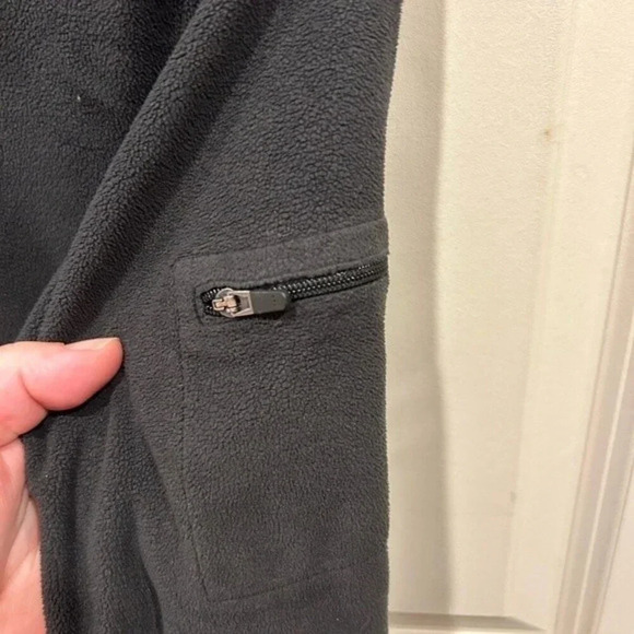 L.L. Bean Black Fleece Shell Full Zip Jacket Women’s size Medium - Picture 5 of 5